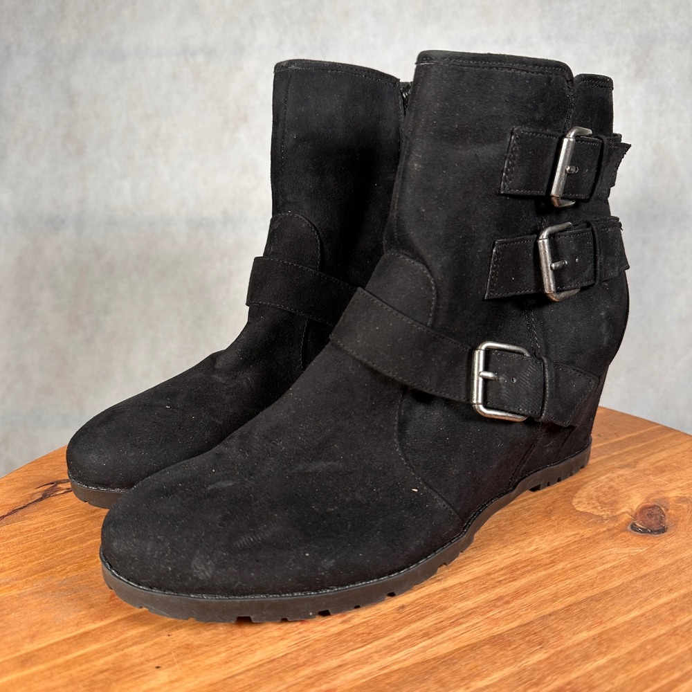 Unisa Wedge Ankle Boots Women 10 Black Fair Buckle Moto Lug Sole Booties